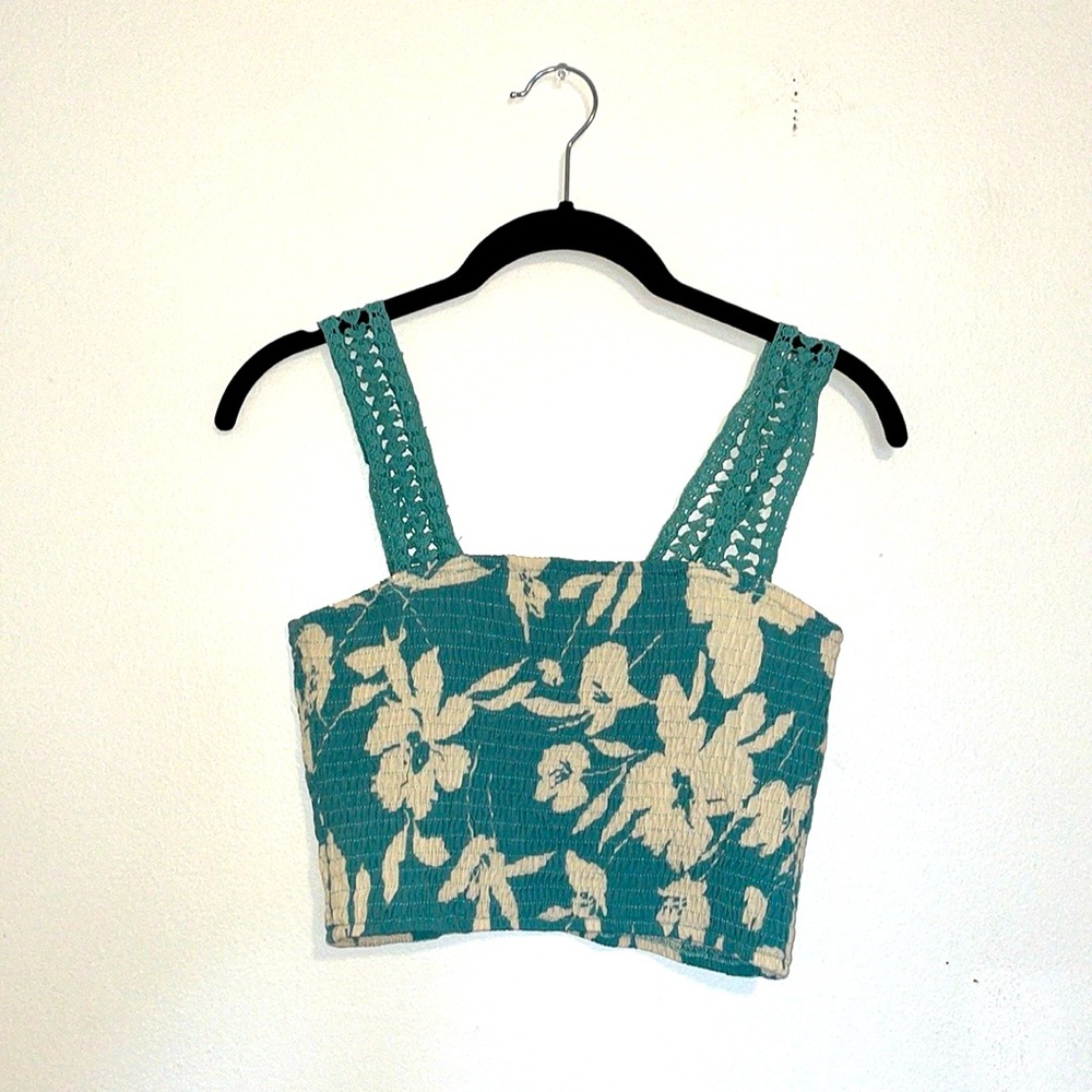 Floral Smocked Cropped Tank Top